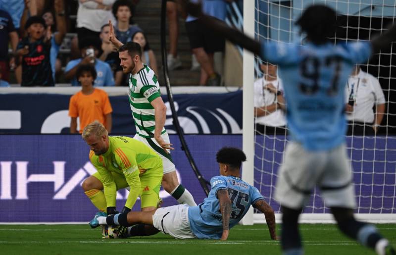 Photo: “Honoured”, Kasper Schmeichel takes to Instagram after Celtic debut