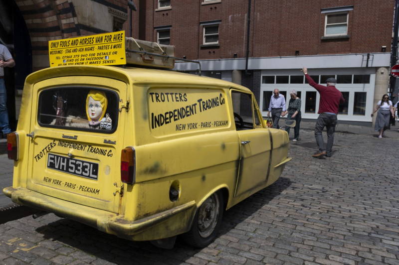 More Hilarity For Celtic Fans As Trotter’s International Football Club Tries To Offload Its Old Junk.