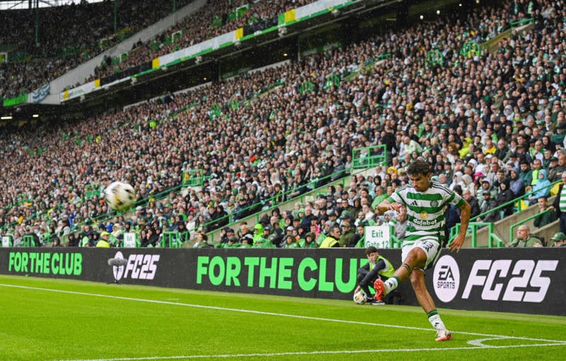 Celtic star lauded for transfer behaviour despite facing uncertainty as toys stay in pram