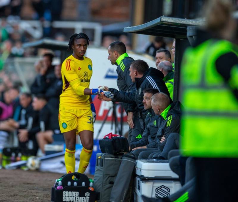 Celtic Goalkeeper Completes Exit