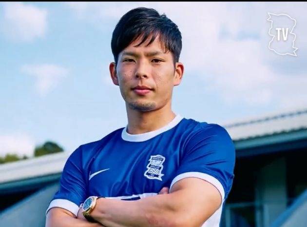 Birmingham City complete signing of Tomoki Iwata from Celtic