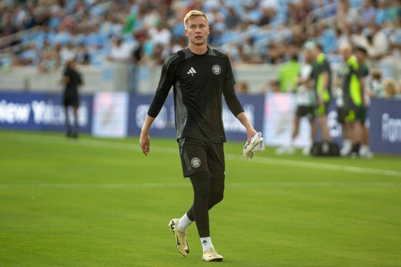 Viljami Sinisalo’s Kasper Schmeichel insight as training alongside ‘idol’ at Celtic now a reality