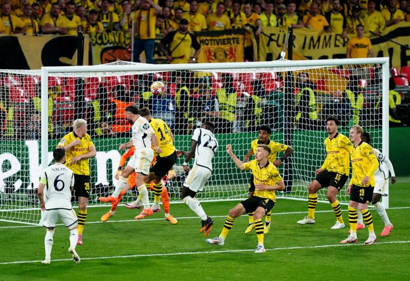 Hamann highlights Borussia Dortmund’s defensive woes ahead of Celtic UCL clash