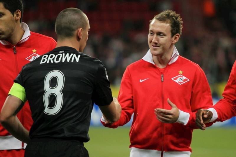 Scott Brown makes surprising decision on former Celtic favourite