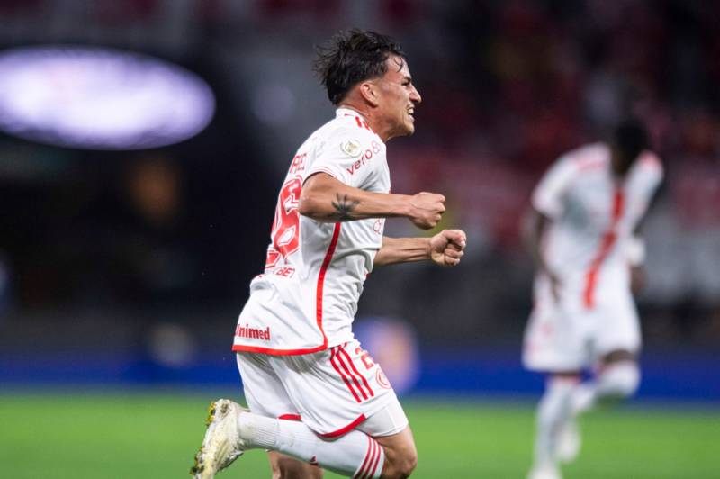 Internacional make their Alexandro Bernarbei intentions clear as Celtic loanee causes a stir in Brazil