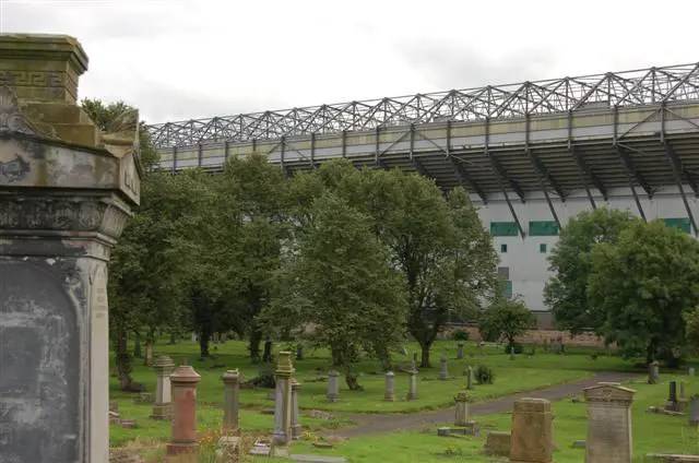 ‘The noise is frightening’ – Incredible footage of what it’s like to watch the Glasgow Derby in prison