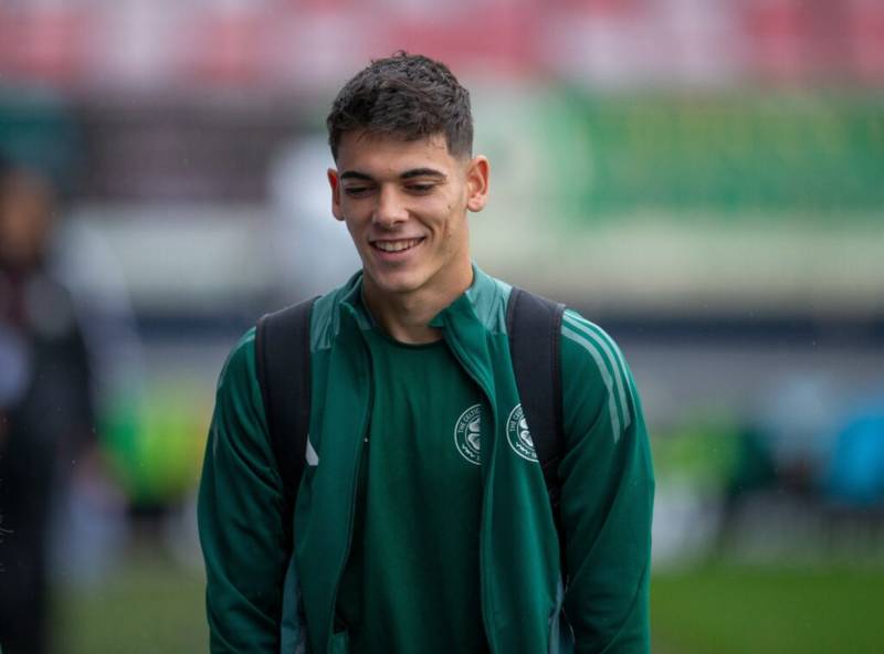 “First Class” Alex Valle Leaves Taylor with Battle for Celtic Starting Spot, Says Celtic Legend