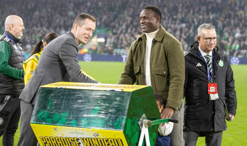 Rangers transfer flop turns heads at Man Utd as Wanyama shares brilliant Celtic return photo with Hoops icon