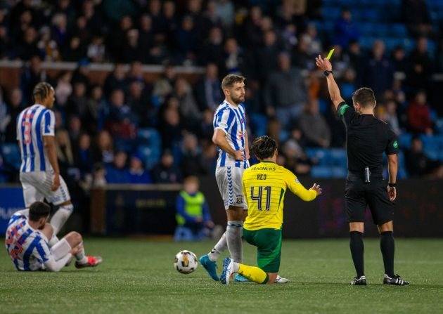 Video: Embarrassing Kris Boyd fumes after Celtic’s Reo Hatate survives red card check