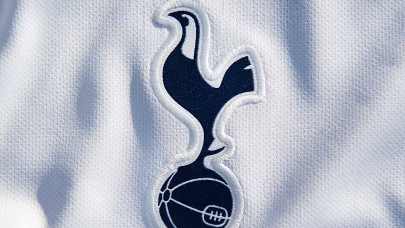 Celtic must sign Tottenham Hotspur player for free