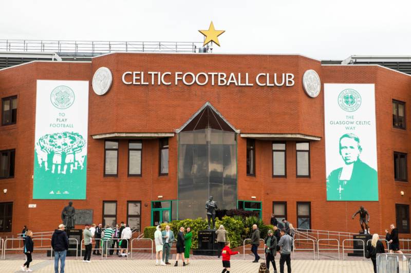 I’m a former Celtic star but ‘not particularly welcome’ at Parkhead