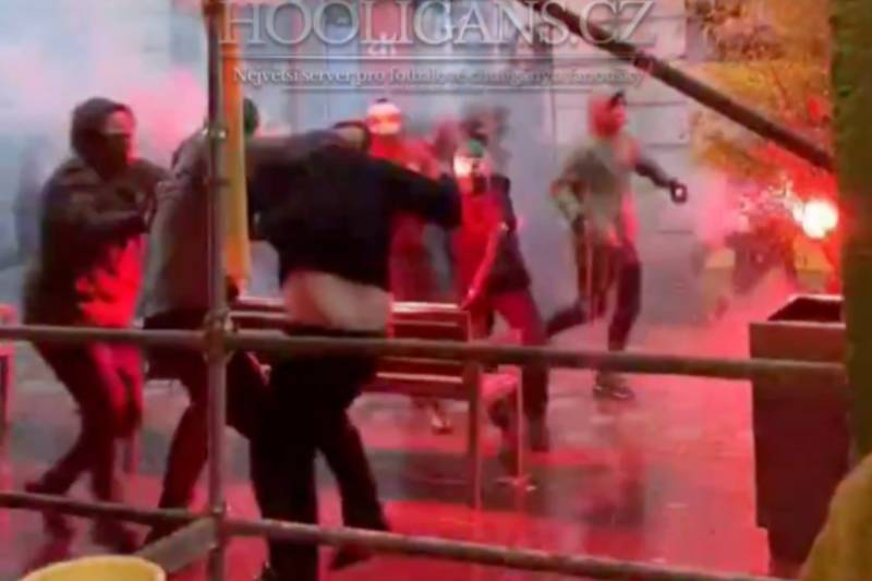 Astonishing new footage shows Rangers and Celtic ultras battling in Glasgow