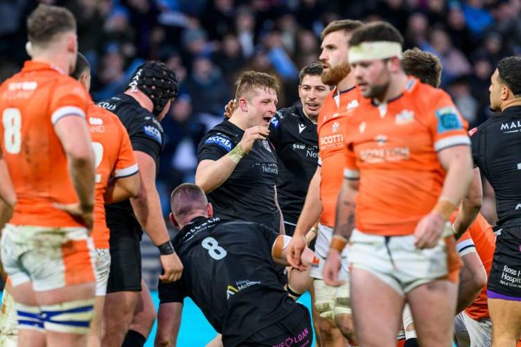 Saracens move to third, Glasgow win historic rugby game at Hampden Park