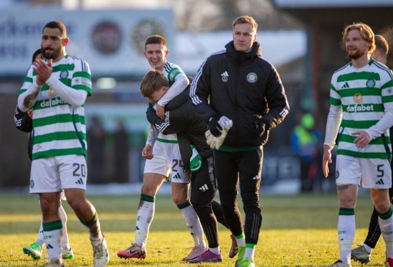 Celtic Defender Makes Wednesday Night Exit