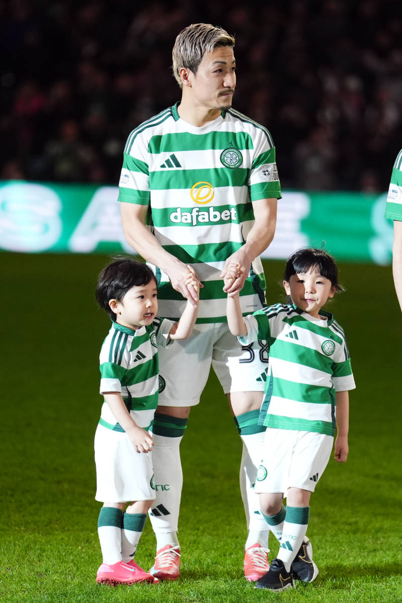 Watch unseen moment Raith Rovers players show class with Daizen Maeda’s kids