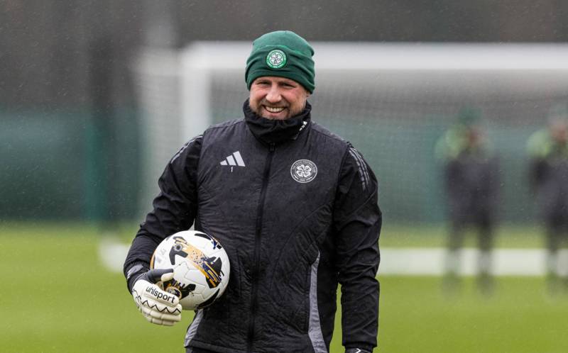 Kasper Schmeichel injury update after missing Celtic cup game with back issue