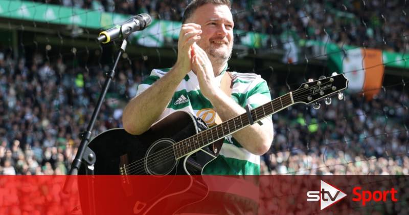 Celtic Park singer pulls plug on Bayern Munich performance after abuse from fans