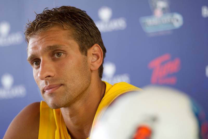 ‘Uncomfortable…’ Stiliyan Petrov on what he noticed about Celtic fans vs Bayern Munich