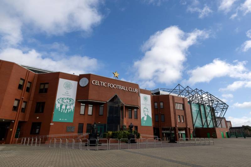 Why Celtic held a minute applause before kick off vs Aberdeen