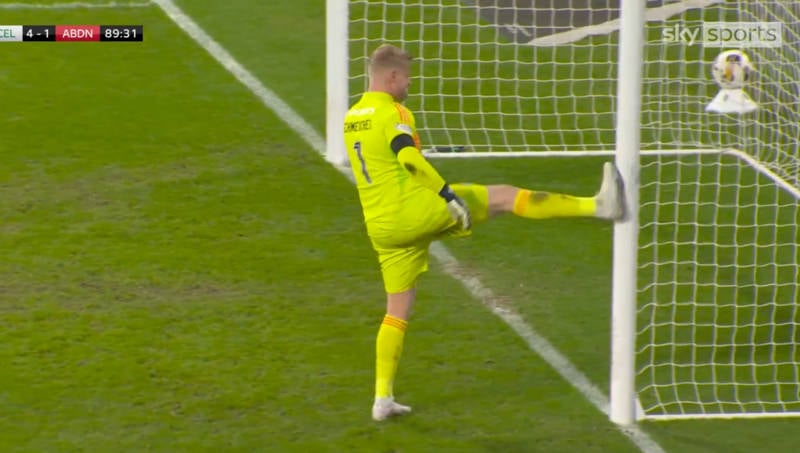 Watch: Unseen Kasper Schmeichel moment which shows elite Celtic standards