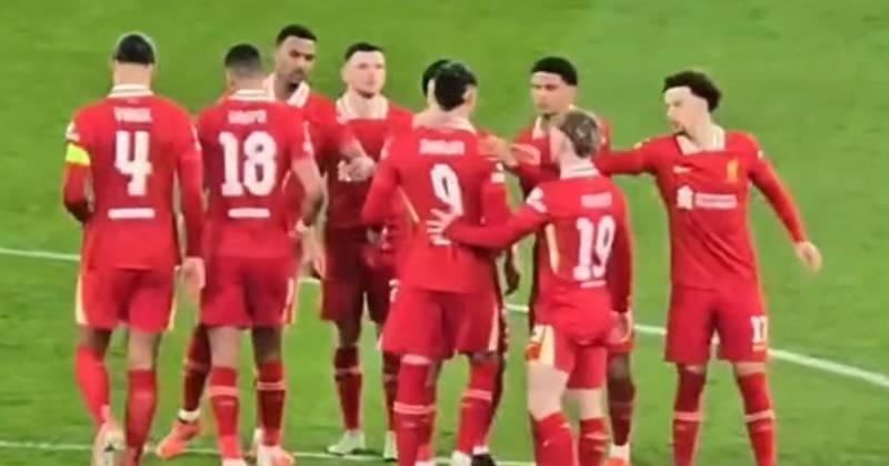 Mohamed Salah gives brutal Darwin Nunez response seconds after Liverpool penalty disaster as new clip emerges