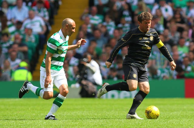 Henrik Larsson and Dirk Kuyt poised for astonishing appointment to take charge of English league club