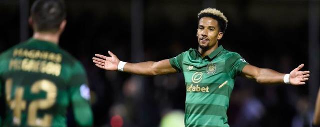 Southgate won’t call up Celtic’s Sinclair