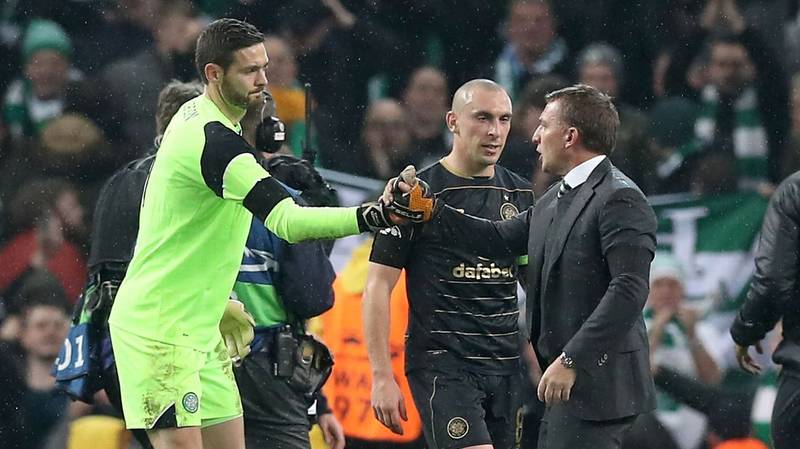 Goalkeeper Craig Gordon signs new Celtic deal after Chelsea interest