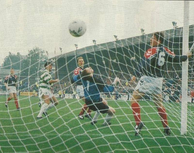 Late Arrivals – 1992 Falkirk