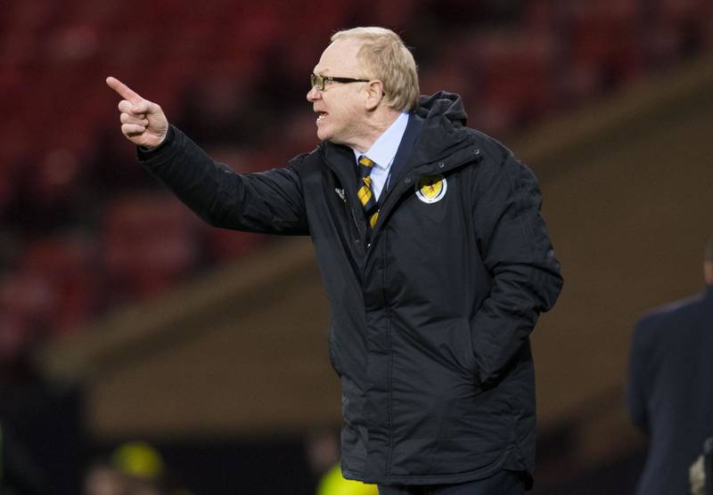 Alex McLeish challenges Scotland’s fringe players to match the Celtic standard