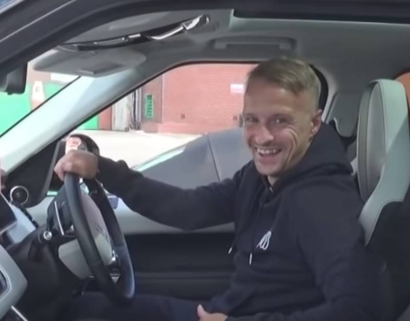 Video: Flat Earther Explaining How the World Isn’t Round to Leigh Griffiths is Amazing