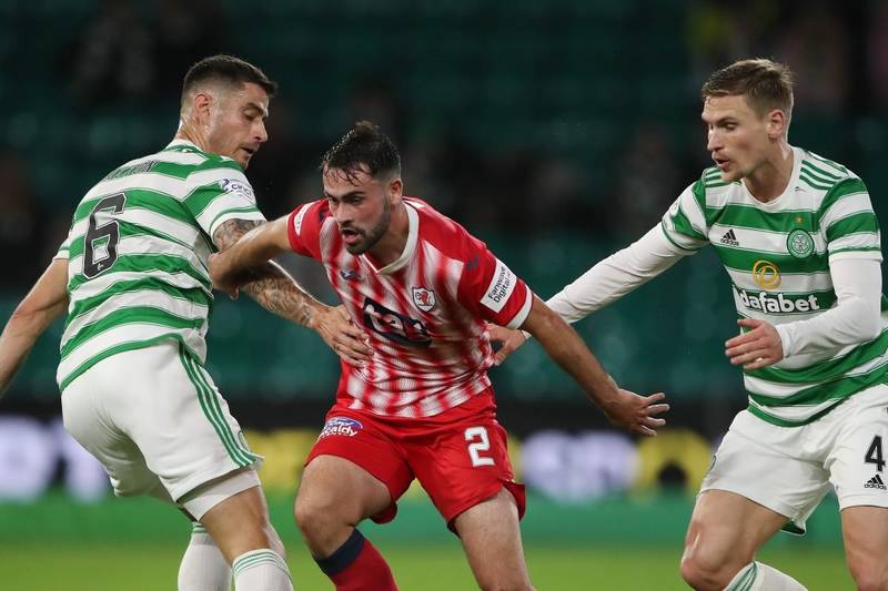 Virals: Celtic fans discuss form of Carl Starfelt