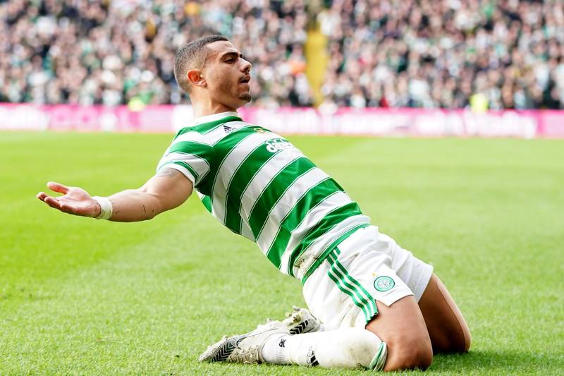 Giorgos Giakoumakis stakes Celtic claim as first goal helps brush St Johnstone aside