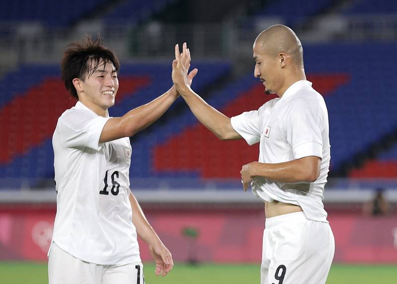 ‘Yokohama to sauchiehall street’ ‘his mates back home will be well jealous’ ‘thought Maeda was buying some tinnies here’ Celtic fans welcome Daizen to Glasgow