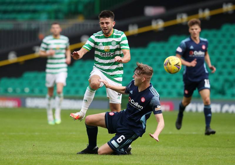 Postecoglou’s latest Celtic target emerges, he was sent off against the Hoops in 2020