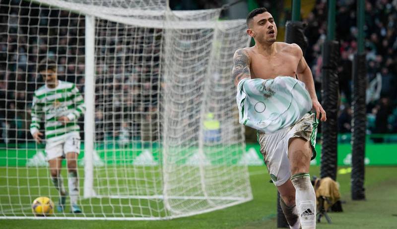 Celtic title claim from Giorgos Giakoumakis after hat-trick hero fires ‘better team’ boast