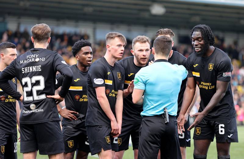 Referee Watch: How Nick Walsh fared during Livingston v Celtic as official’s performance analysed