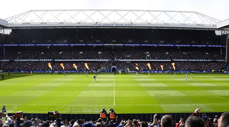 Rangers v Celtic: Broken glass delays O** F*** second half