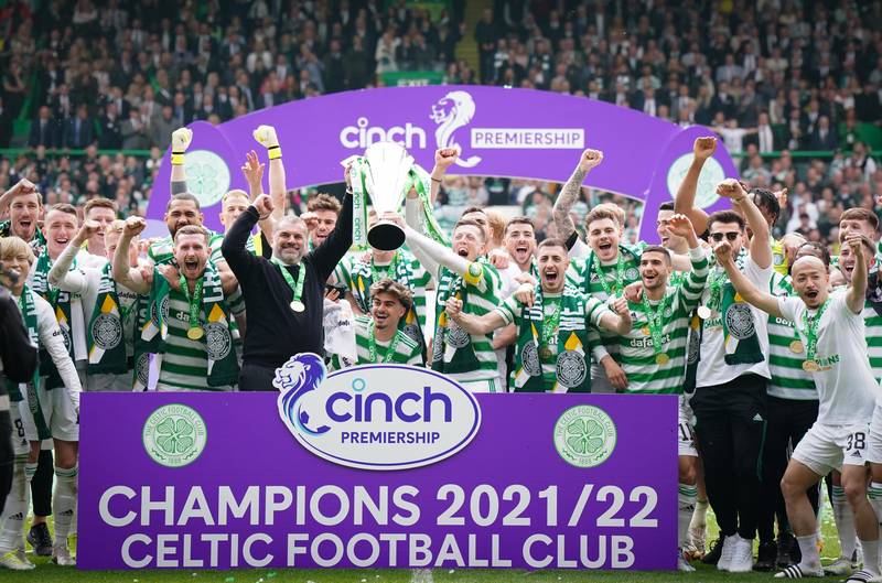 Celtic duo Nir Bitton & Tom Rogic given trophy honour as Champions League theme blared at Parkhead