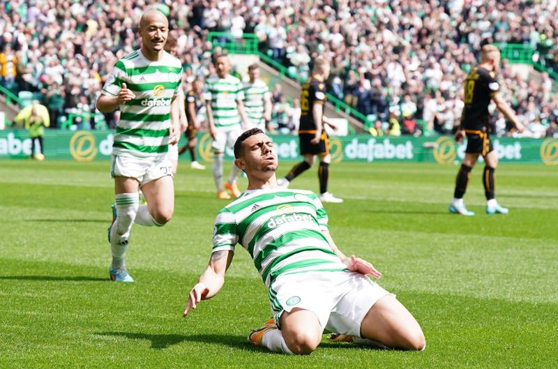 Giorgos Giakoumakis says nowhere compares to Celtic Park as he looks forward to ‘crazy’ Champions League nights