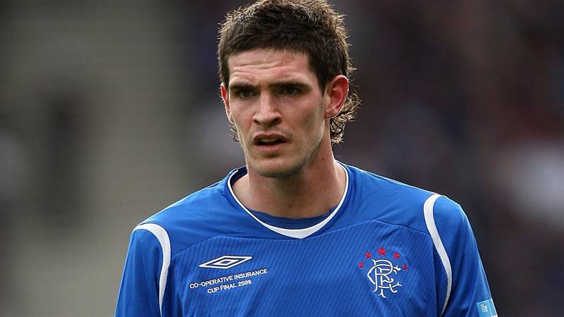 Video: Disgraceful Kyle Lafferty style red card for Bernabei