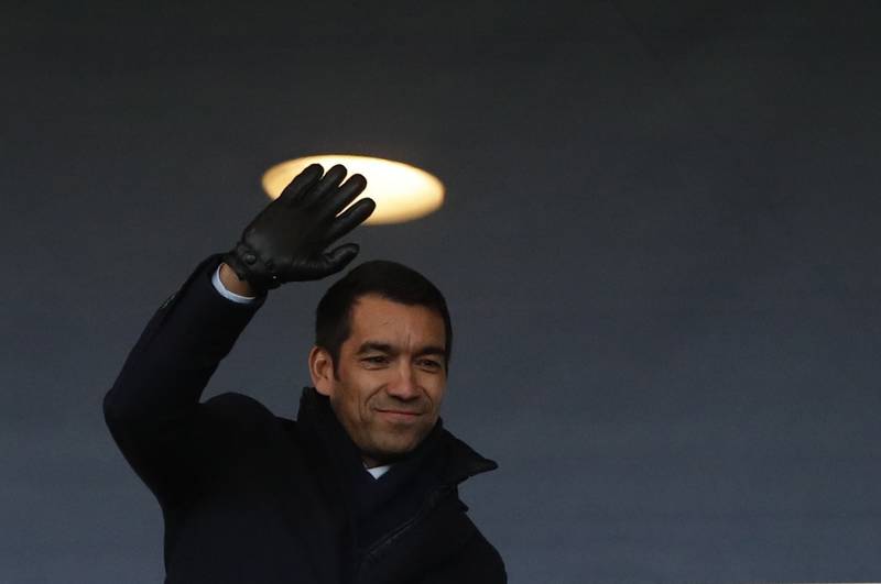 The lights go out on van Bronckhorst in Portugal