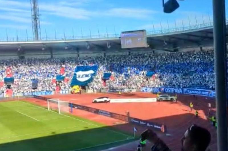 Watch: Banik Ostrava fans generate incredible atmosphere ahead of Celtic friendly