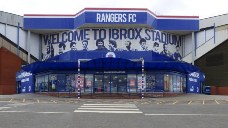 “This is a f**king Catholic country” – Onlookers rage at Sevco fans spout hatred abroad