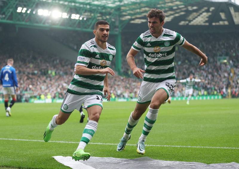 Joe Hart salutes Celtic’s Super Star