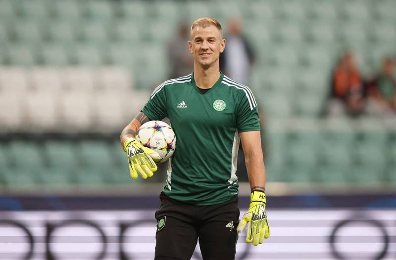 Joe Hart Gets Celtic Armband