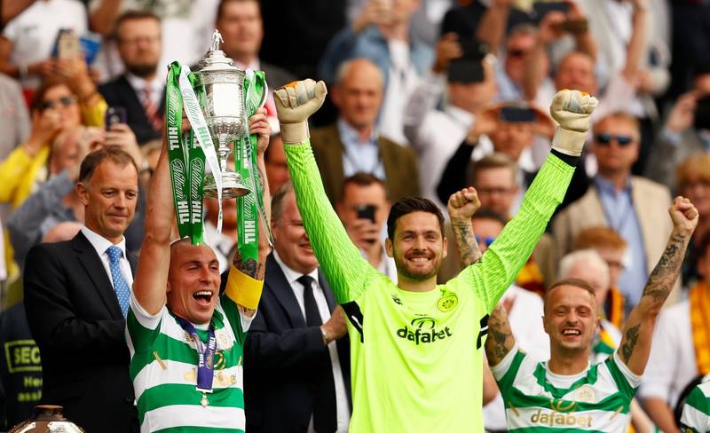 Pictured- Craig Gordon suffers horror leg injury at Tannadice