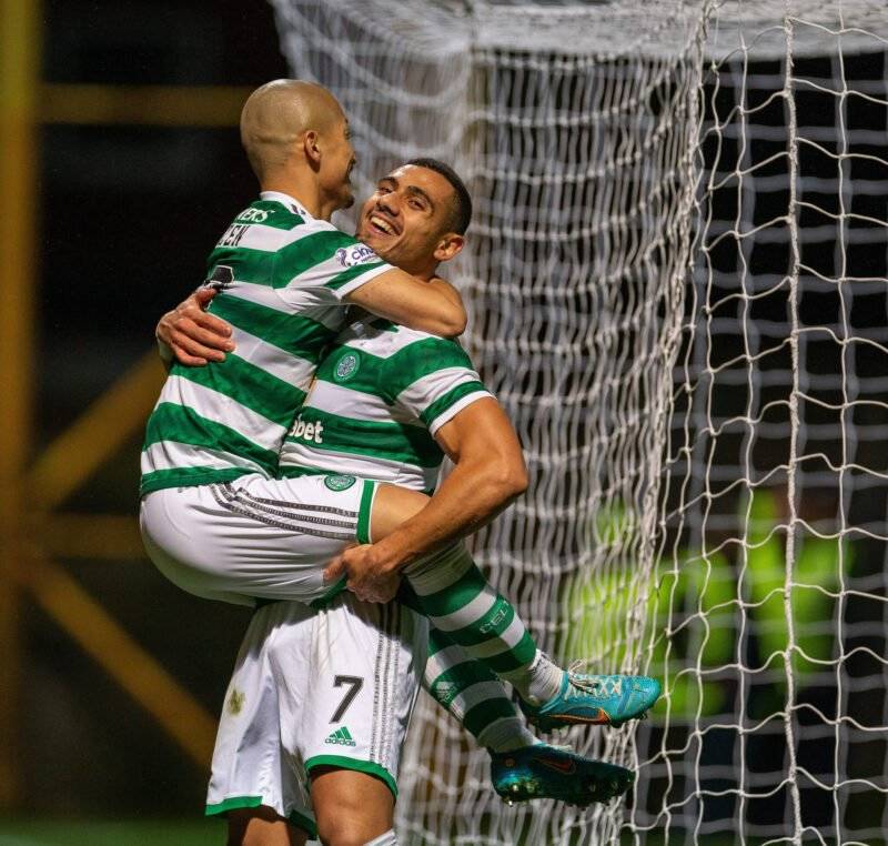 Celtic Stars Respond to Giakoumakis Exit Post