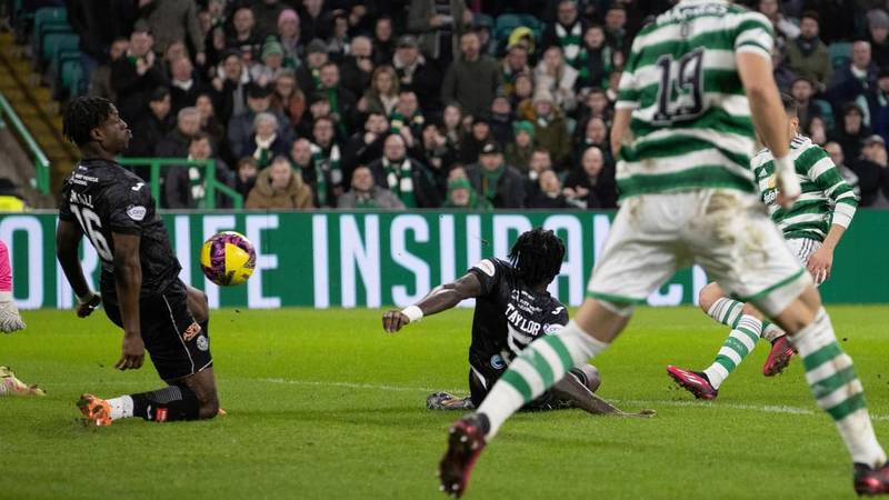 Celtic reaction: Red card was ‘insult to injury’, Douglas Ross banner apology, Oh off the mark