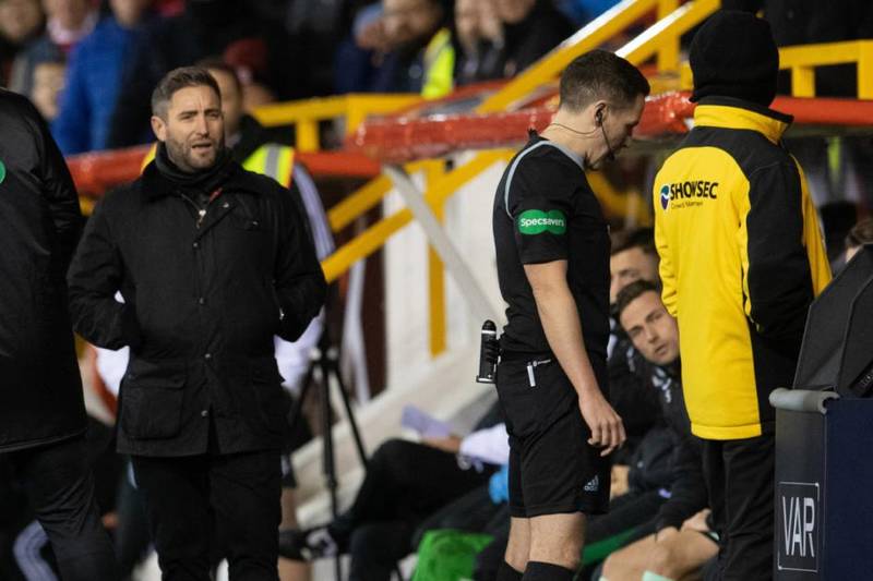 Lee Johnson offers to help Scottish refs improve use of VAR